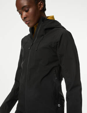 marksandspencer WW T515893 image nepromokava sportovni bunda s technologii Stormwear Ultra 3 299Kc.jpg